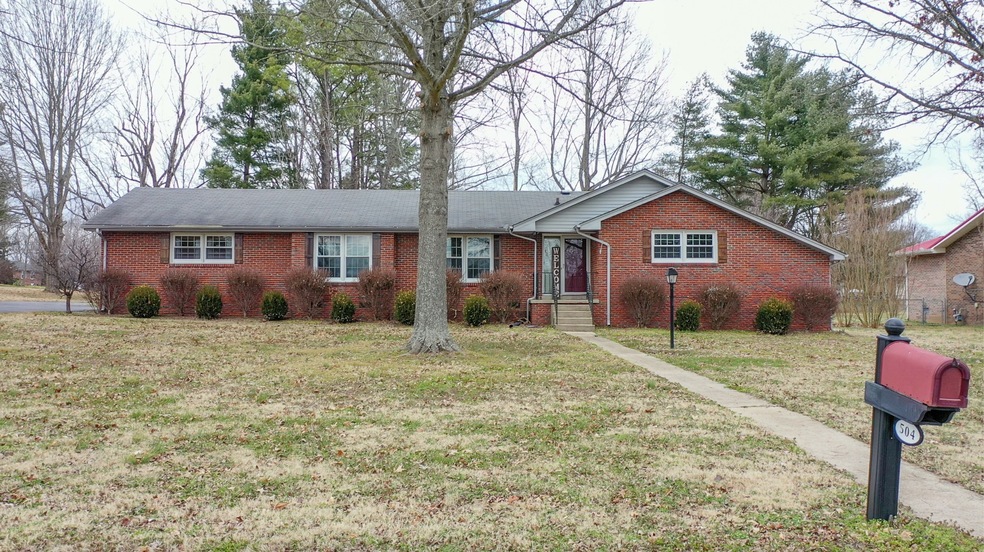 504 Cloverdale Rd, Shelbyville, TN 37160 - photo 1