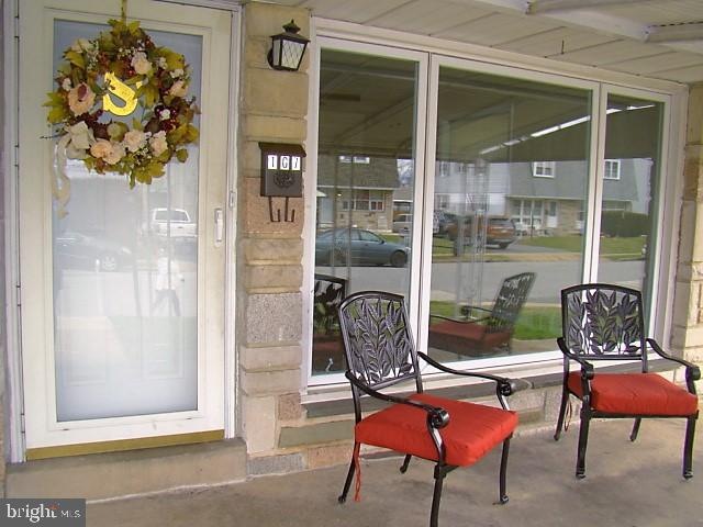 107 Beechwood Rd, Brookhaven, PA 19015 - photo 1