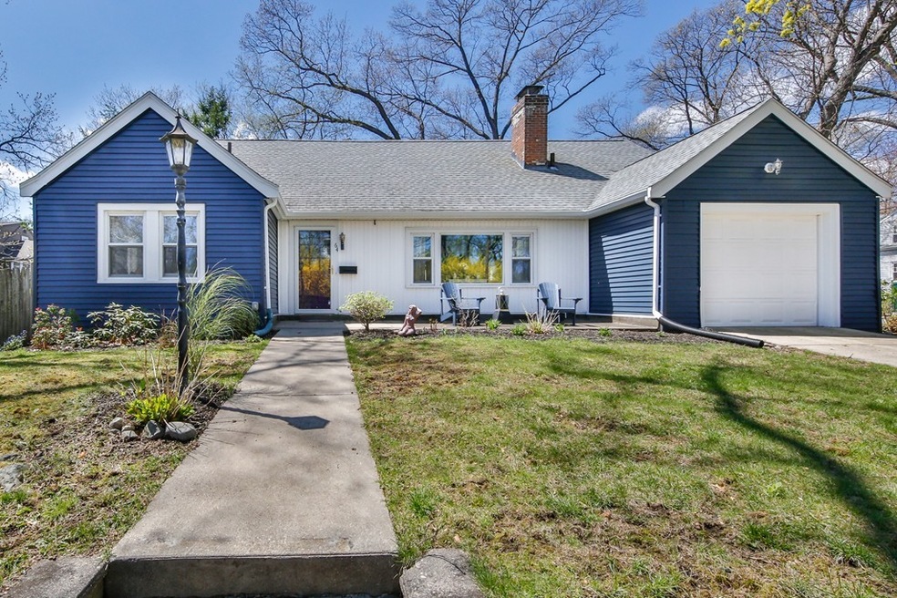 64 Hodge Rd, Arlington, MA 02474 - photo 1