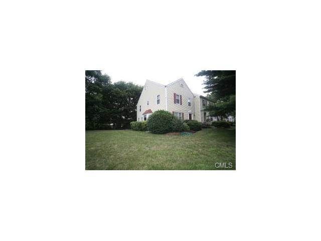 12 Summer St unit 12, New Canaan, CT 06840 - photo 1