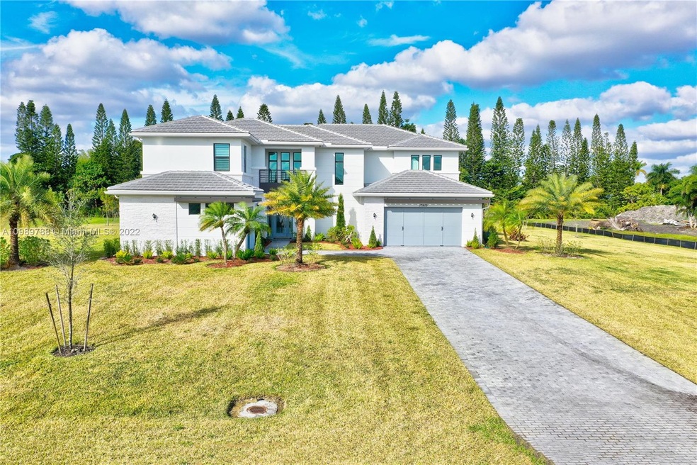 17805 SW 178th Ave, Southwest Ranches, FL 33331 - photo 1