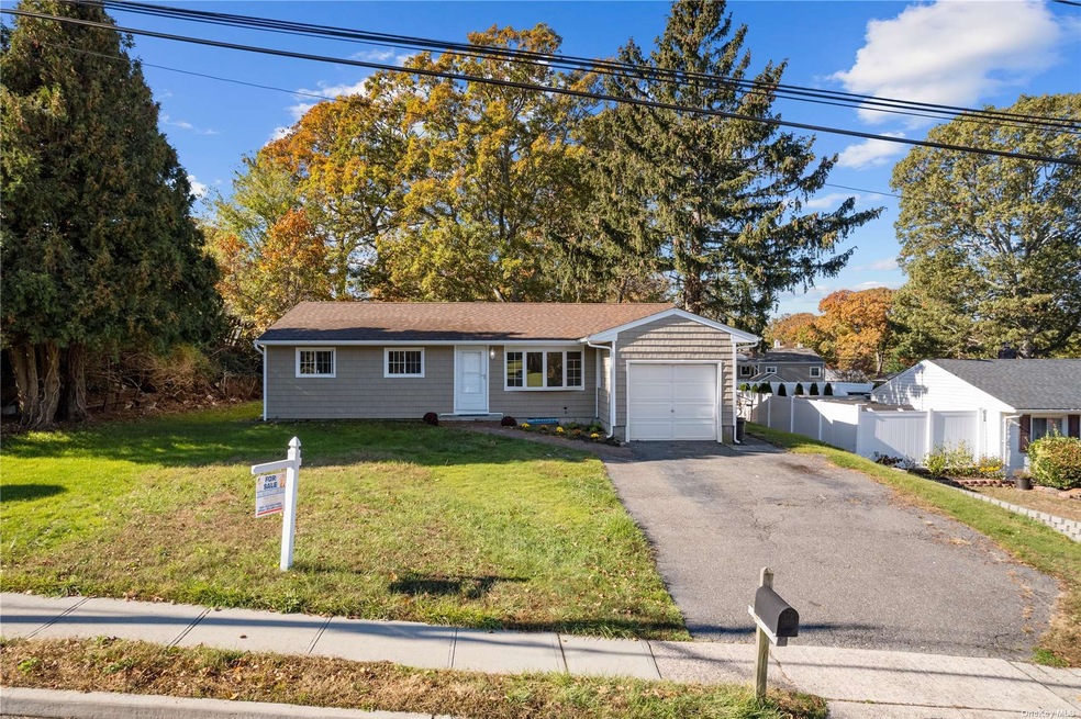 84 Rose Place, Selden, NY 11784 MLS ONE3507575