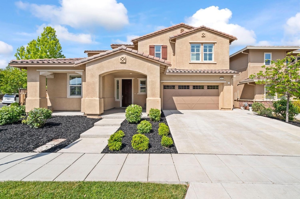 Sold $1,292,600