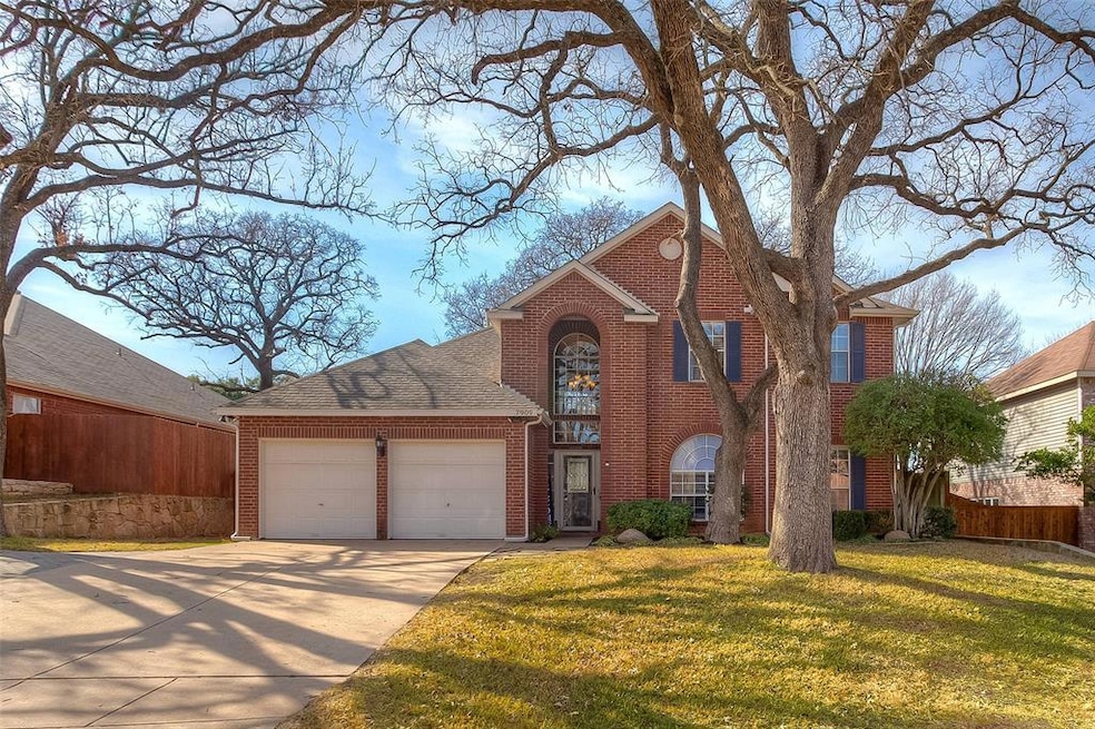 7909 Whispering Woods Ln, North Richland Hills, TX 76182 - photo 1