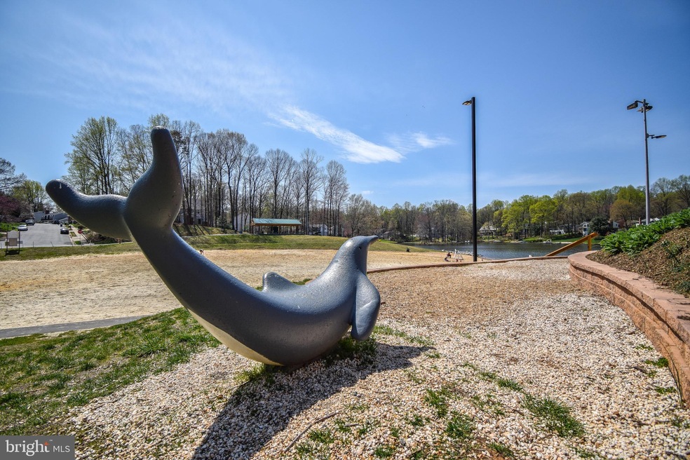 15016 Woodglen Ct, Dumfries, VA 22025 - photo 1