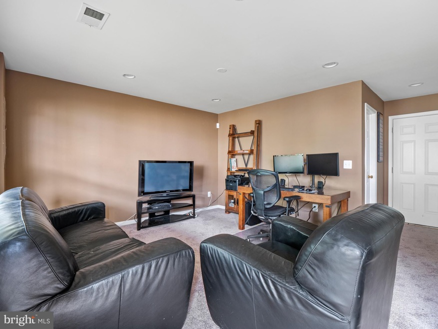 2261 Henry Watts Loop, Woodbridge, VA 22191 - photo 1