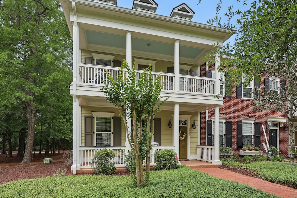 Welcome Home to 1787 Tennyson Row!