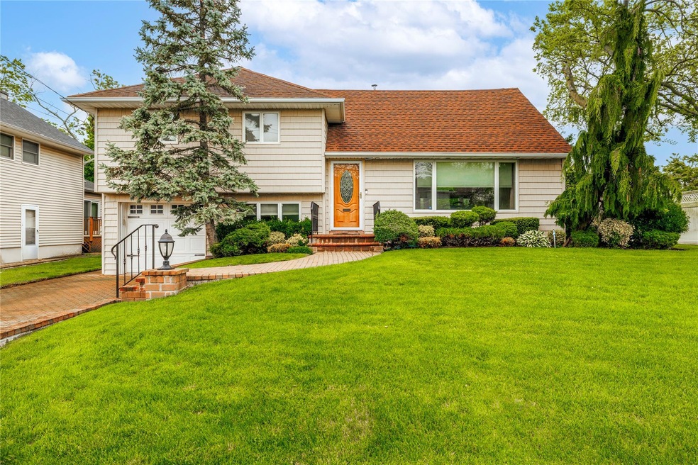 Pending $889,000