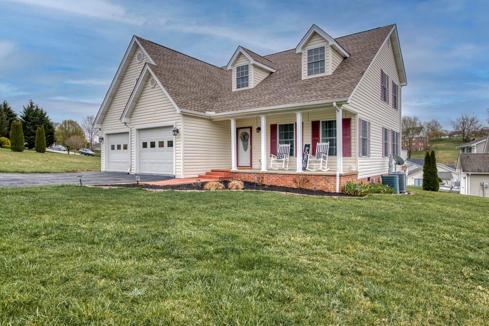33505-Spring-Hill-Glade-Springs-VA Matt-