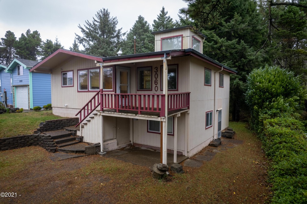 3060 SE Dune Ave, Lincoln City, OR 97367 - photo 1