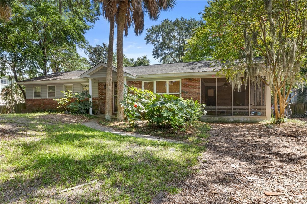 215 Forest - Exterior 1