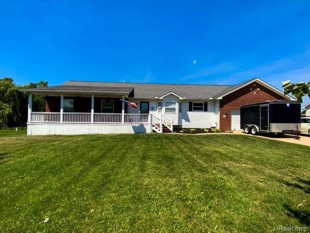 Pondview Exterior