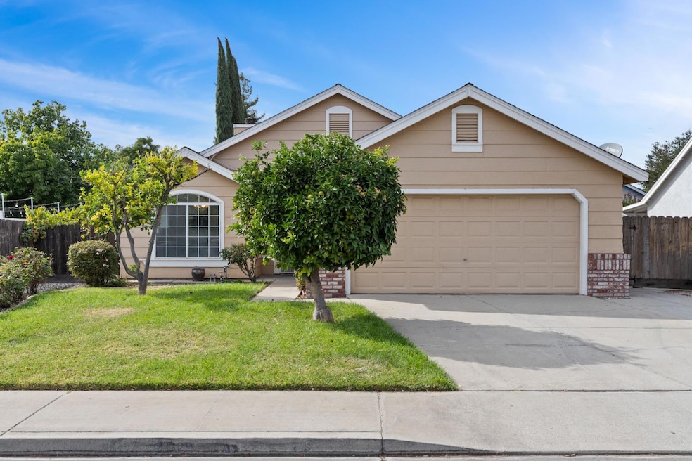 Sold $473,955 • Co-Listing Agent