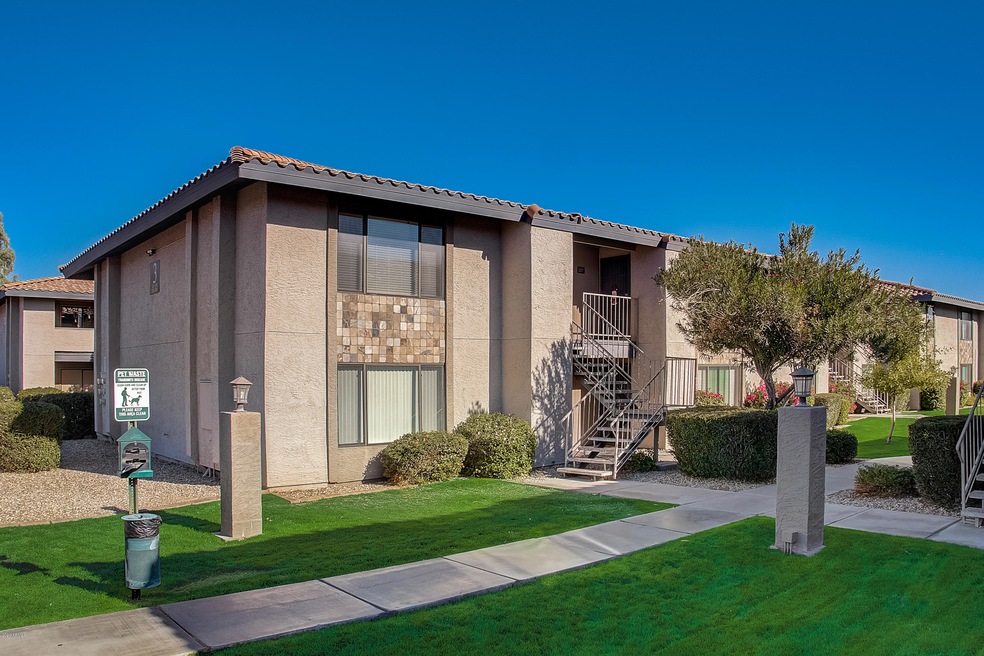 01-E Guadalupe Rd 218-001