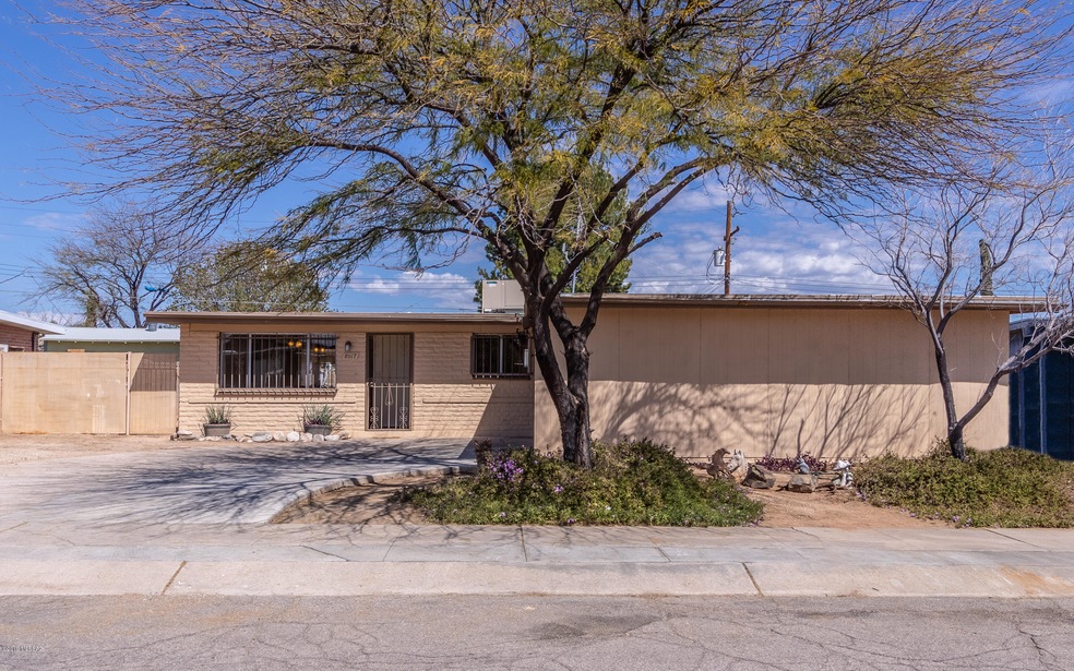 8017 E Nicaragua Dr, Tucson, AZ 85730 - photo 1