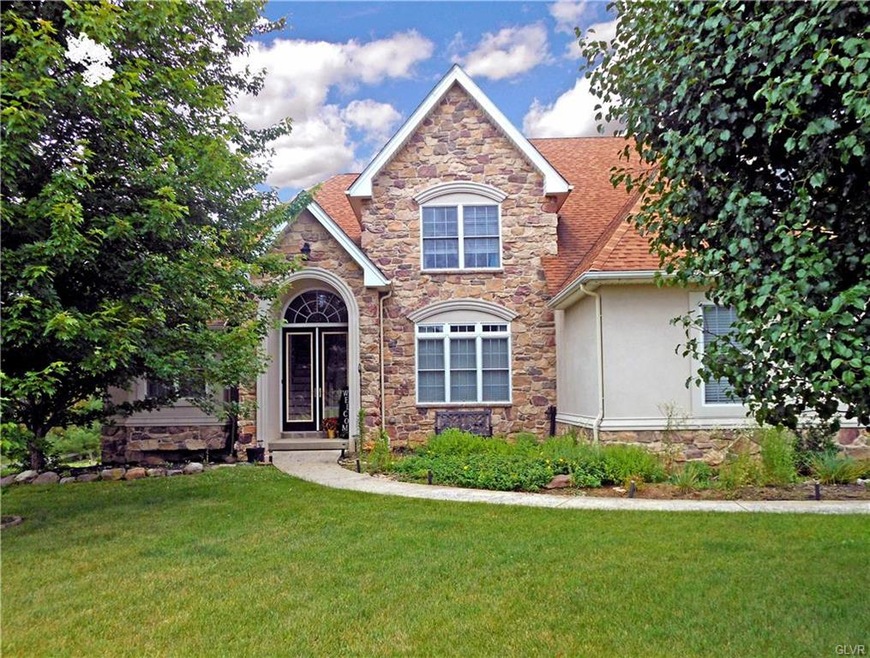 1572 Bushkill Center Rd, Bath, PA 18014 - photo 1