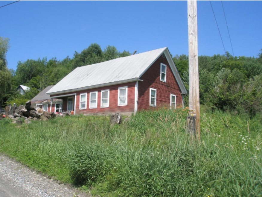 1048 W Hill Rd, Northfield, VT 05663 - photo 1