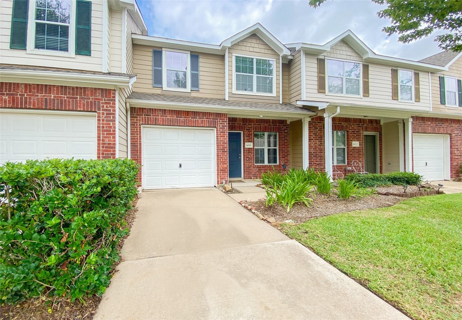 14526 Durham Chase Ln, Houston, TX 77095 - photo 1