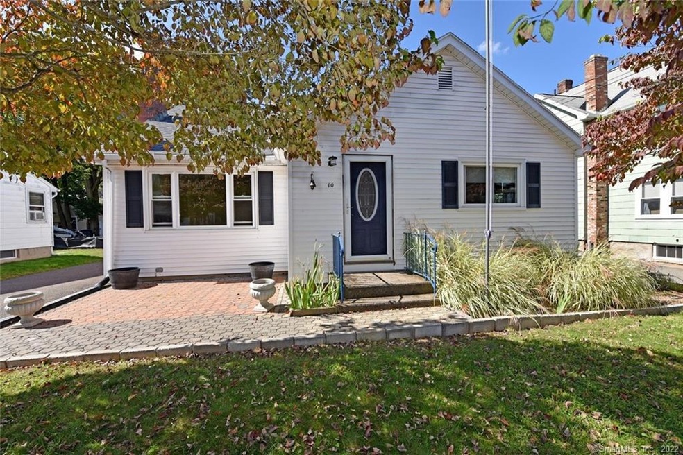 10 Washington Ave, Enfield, CT 06082 - photo 1