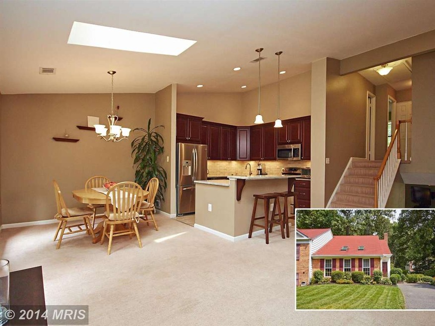 9966 Hemlock Woods Ln, Burke, VA 22015 - photo 1