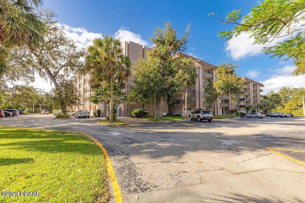 Tomoka Oaks North