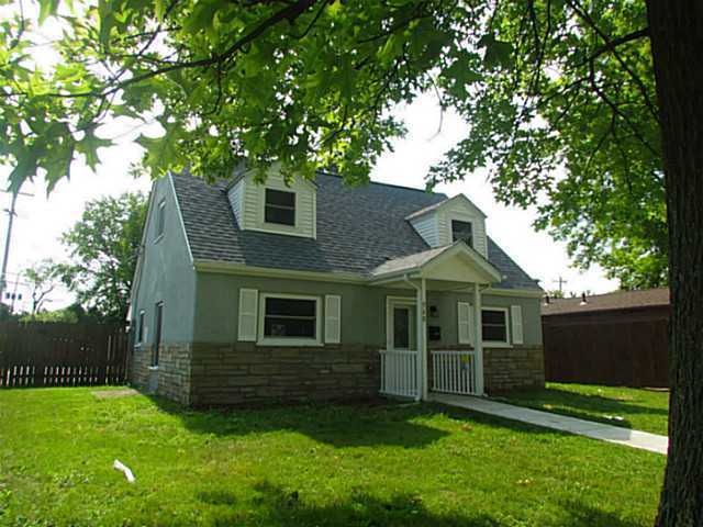 968 Bernhard Rd, Columbus, OH 43227 - photo 1