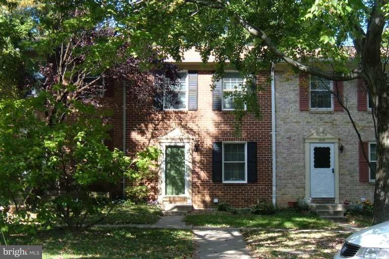 9027 Lambskin Ln, Columbia, MD 21045 - photo 1