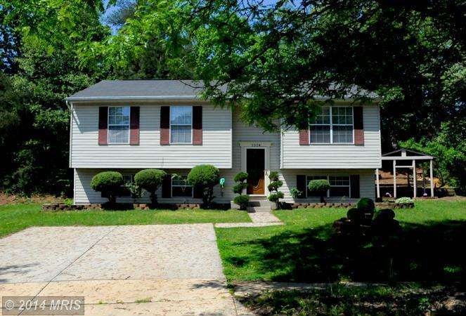 1524 Lochaber Ct, Glen Burnie, MD 21061 - photo 1