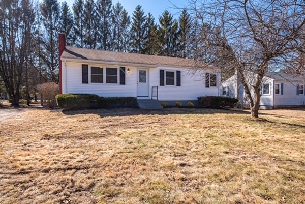 6 Austin Cir, Florence, MA 01062 - photo 1