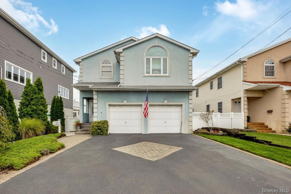 193 Sportsmans Ave, Freeport, NY 11520 - photo 1