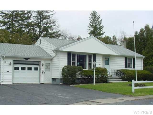 Exterior Front Welcome to 5 Olyn!