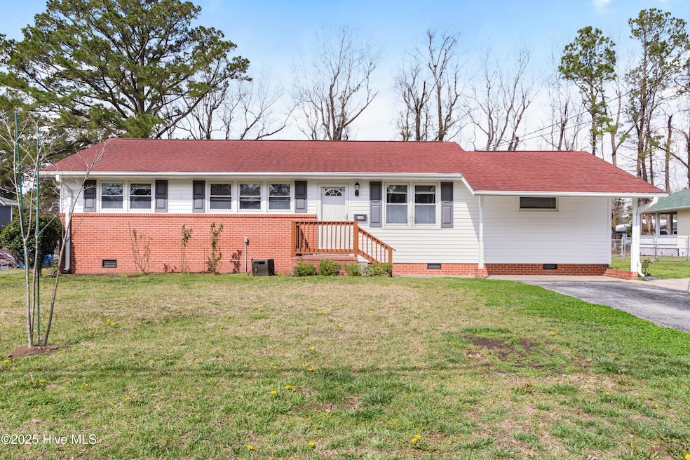 1025 Decatur Rd, Jacksonville, NC 28540 - photo 1