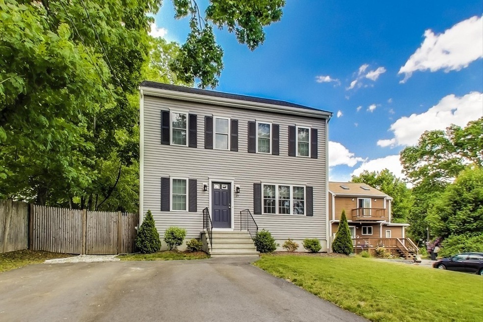 29 Circle St, Brockton, MA 02302 - photo 1