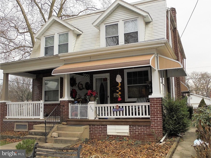 703 Crescent Ave, Reading, PA 19605 - photo 1