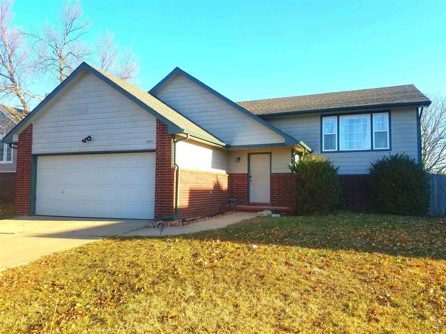 1681 N Prairie Run Cir, Mulvane, KS 67110 - photo 1