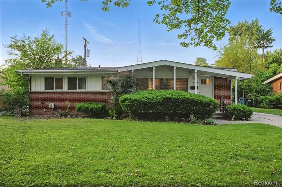 For Sale $220,000 • Co-Listing Agent