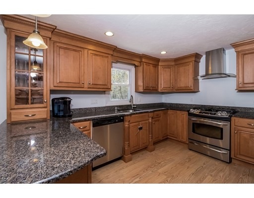 11 Nancy Dr, Plymouth, MA 02360 - photo 1