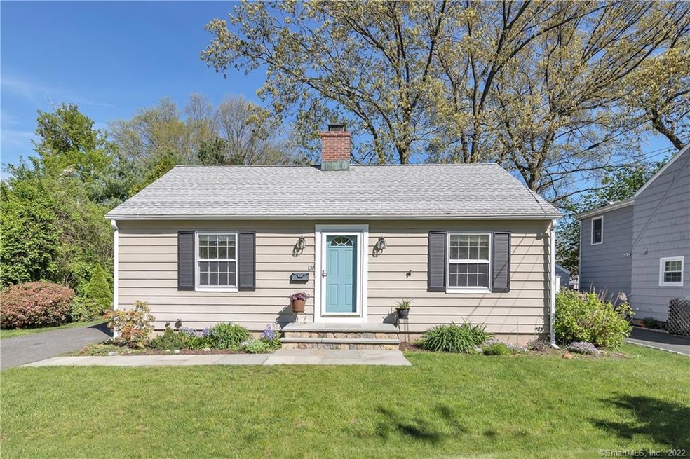 120 Argonne St, Fairfield, CT 06825 - photo 1