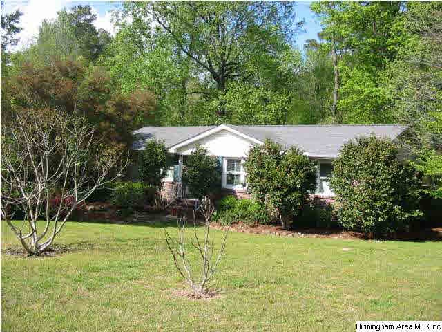 Beautiful front yard!