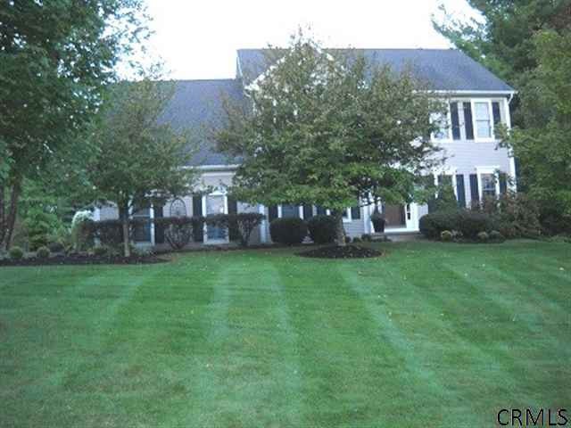 24 Fife Dr, Slingerlands, NY 12159 - photo 1