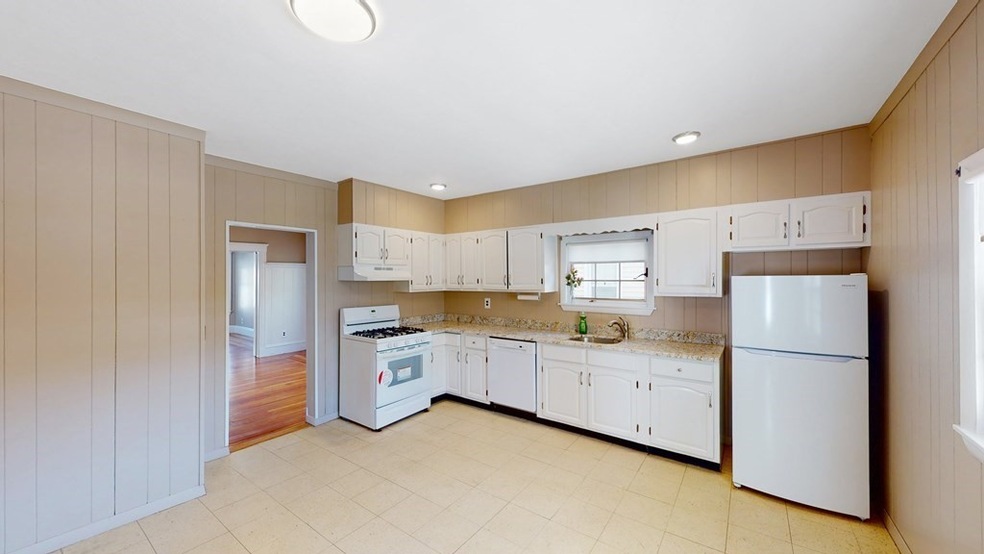 70 Hudson St unit 1, Somerville, MA 02143 - photo 1