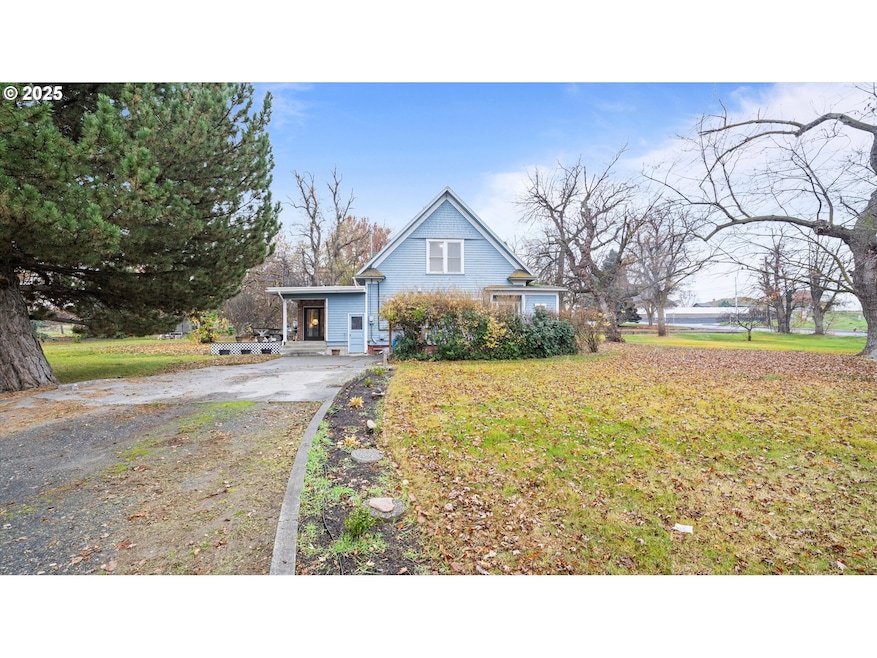 1205 S 1st St, Hermiston, OR 97838 - photo 1