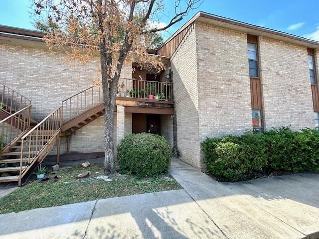 100 E Hillside Rd unit 120, Laredo, TX 78041 - photo 1
