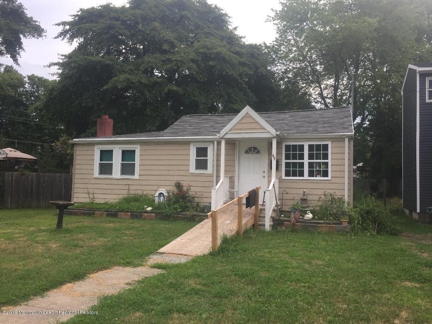 49 Vineyard Ave, North Middletown, NJ 07748 - photo 1