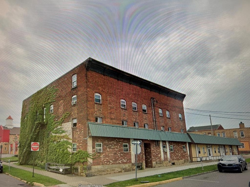 20 & 48 S 6th Ave, Clarion, PA 16214 - photo 1