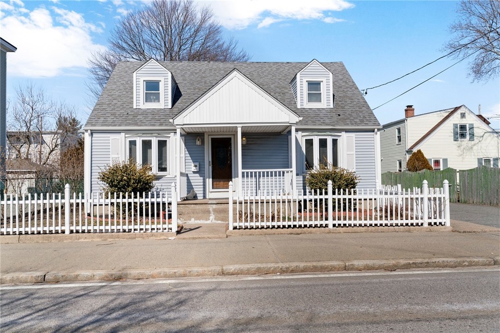 210 Benefit St, Pawtucket, RI 02861 - photo 1