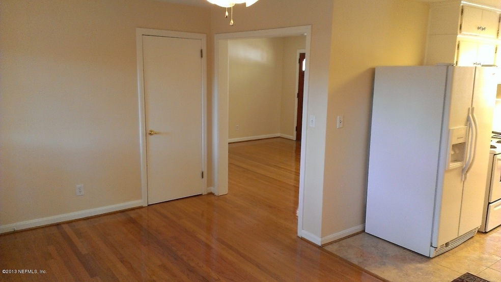 6914 Holiday Rd N, Jacksonville, FL 32216 - photo 1