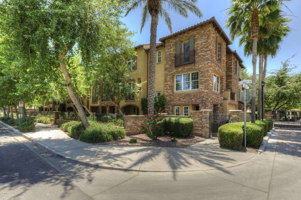 001_Front Entry
