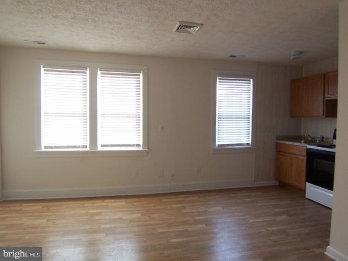 20247 Point Lookout Rd unit 1A, Great Mills, MD 20634 - photo 1