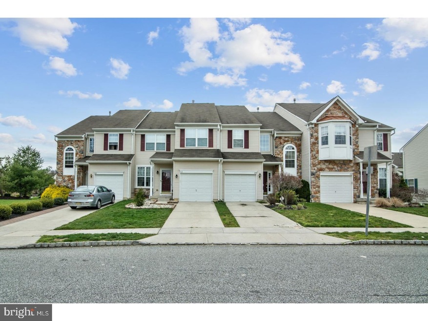 102 Beacon Dr, Woodbury, NJ 08096 - photo 1